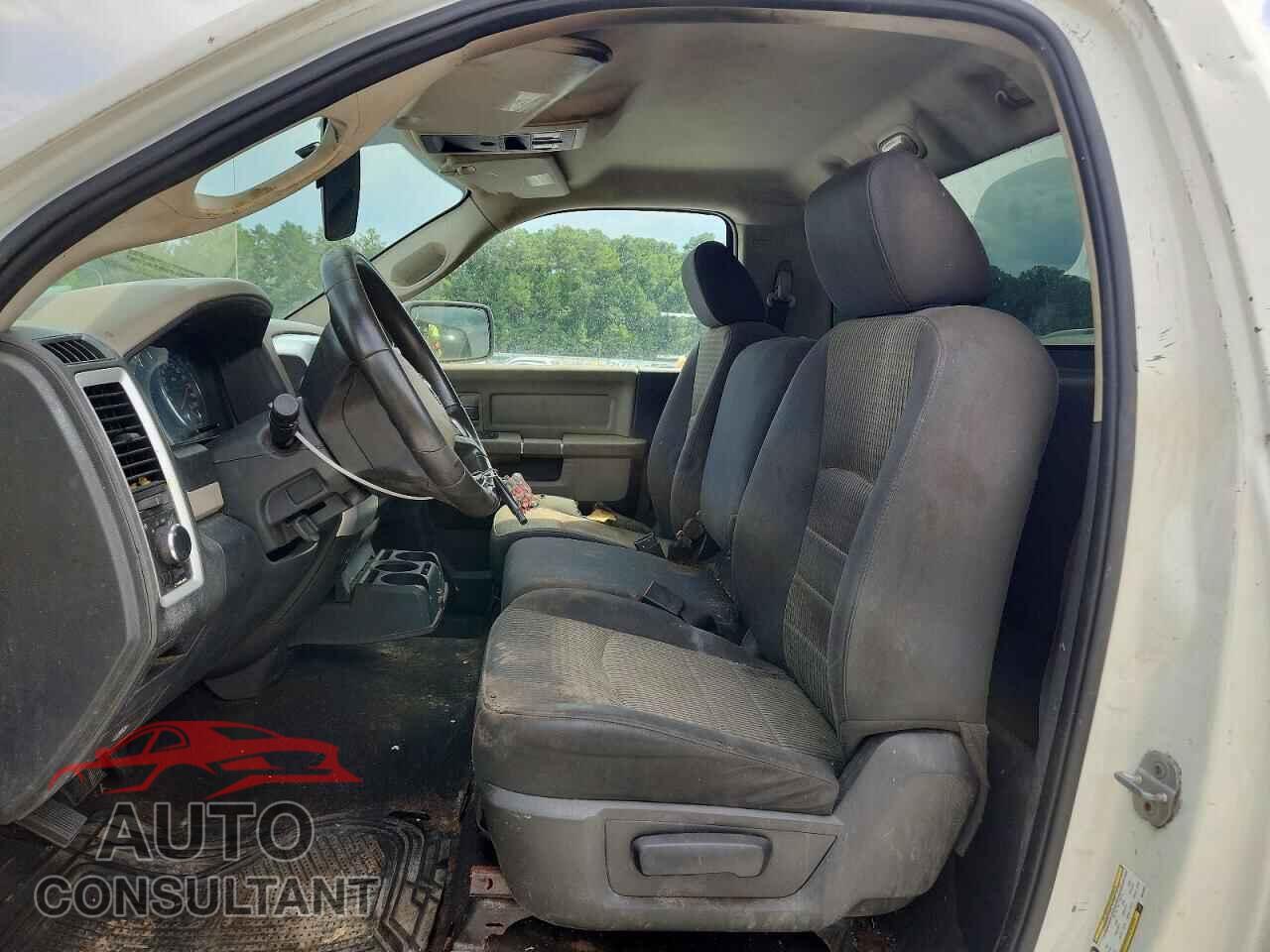 DODGE RAM 1500 2009 - 1D3HB16P19J520522
