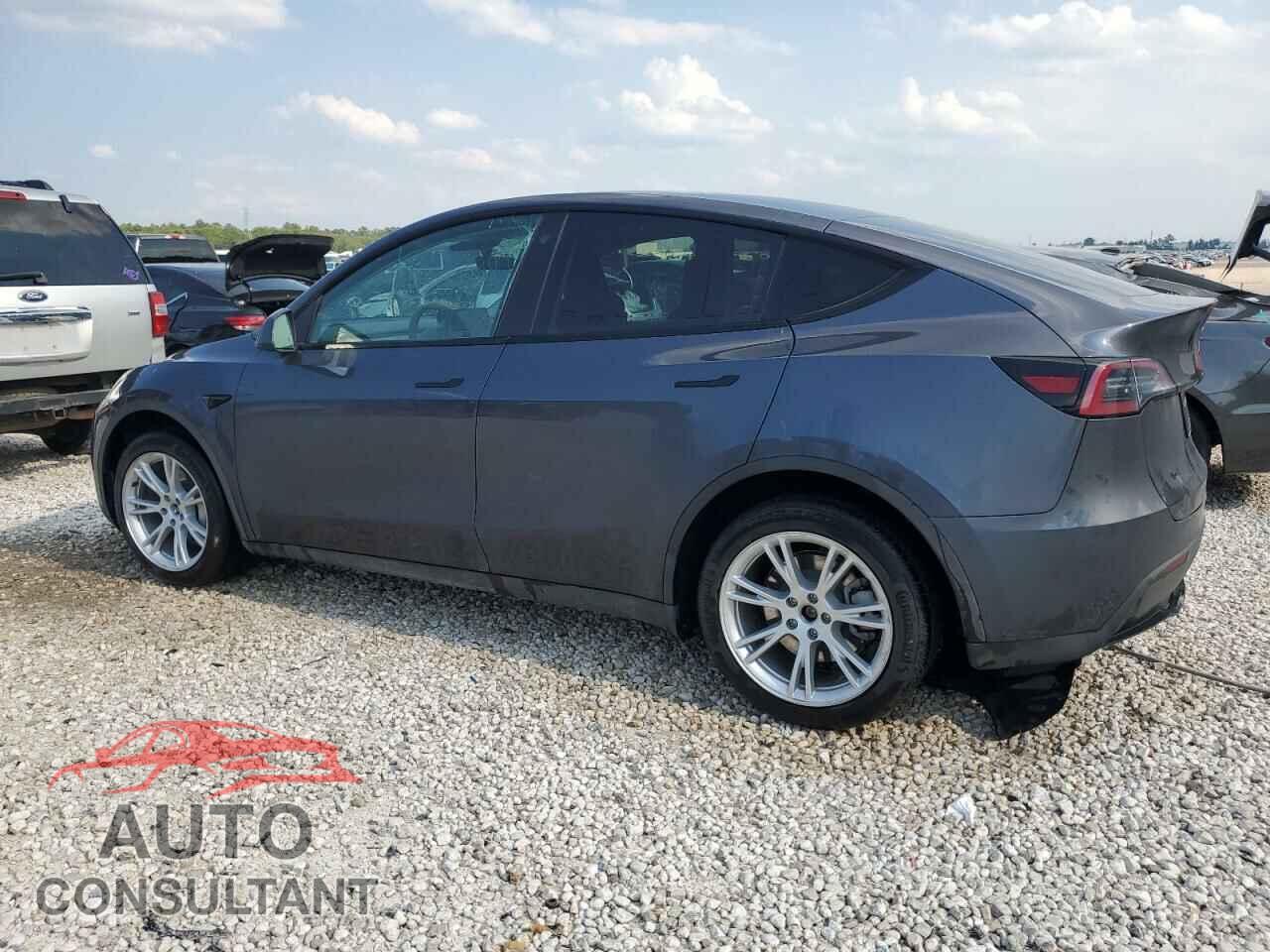 TESLA MODEL Y 2023 - 7SAYGDEEXPF767007