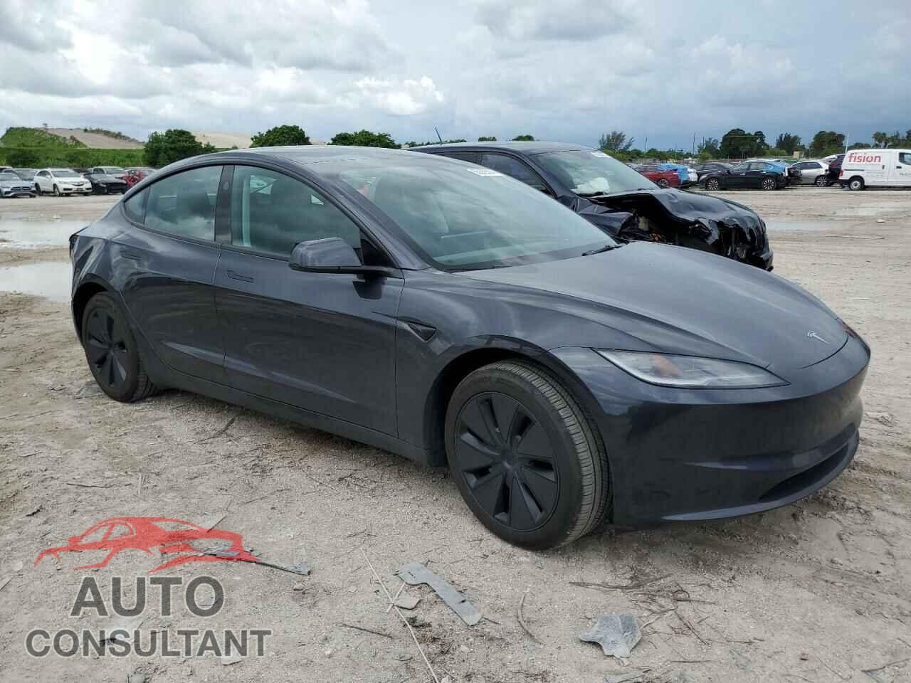 TESLA MODEL 3 2024 - 5YJ3E1EA0RF763236