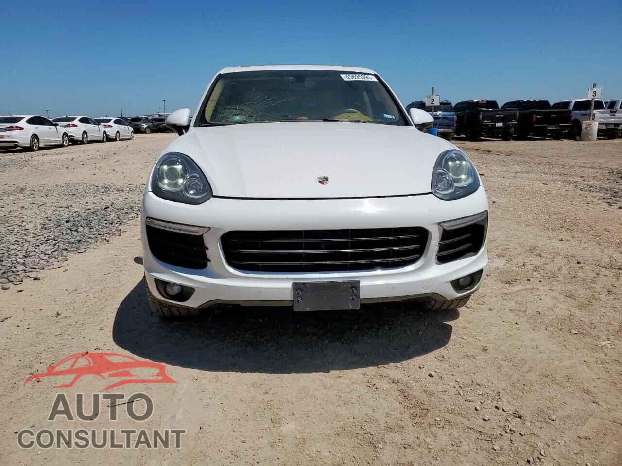 PORSCHE CAYENNE 2016 - WP1AA2A27GLA01036