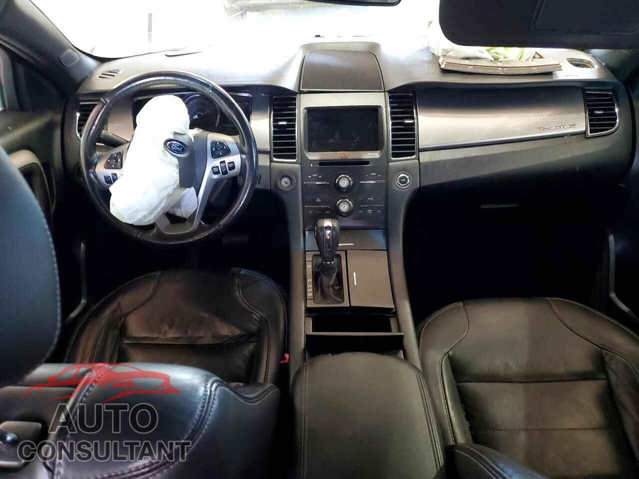 FORD TAURUS 2013 - 1FAHP2E89DG208003