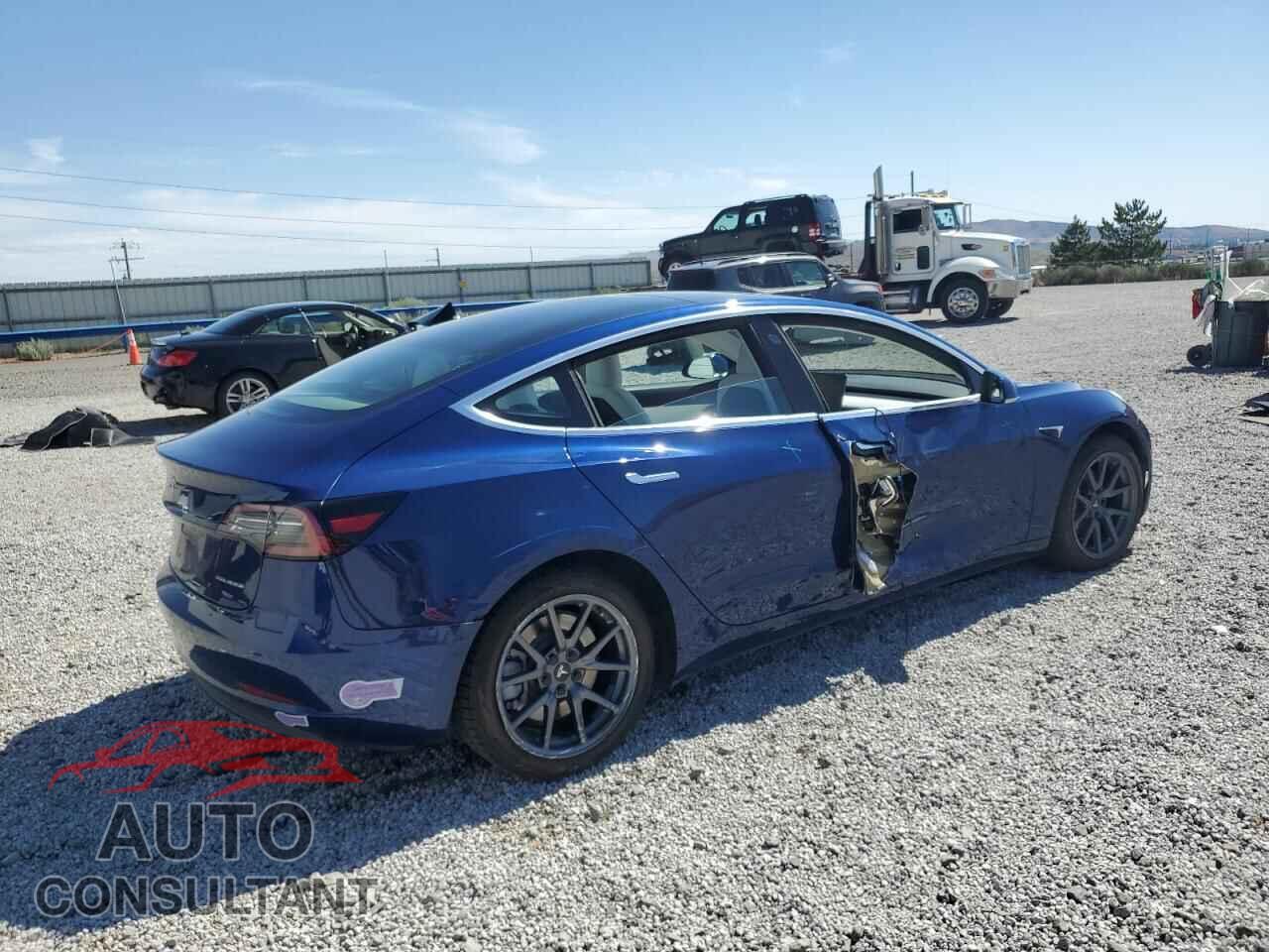 TESLA MODEL 3 2018 - 5YJ3E1EB5JF086147