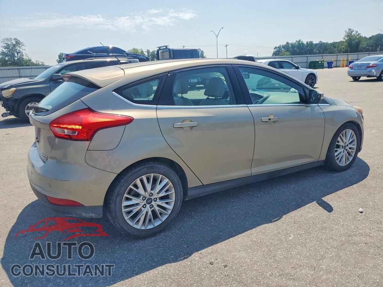 FORD FOCUS 2016 - 1FADP3N22GL321044