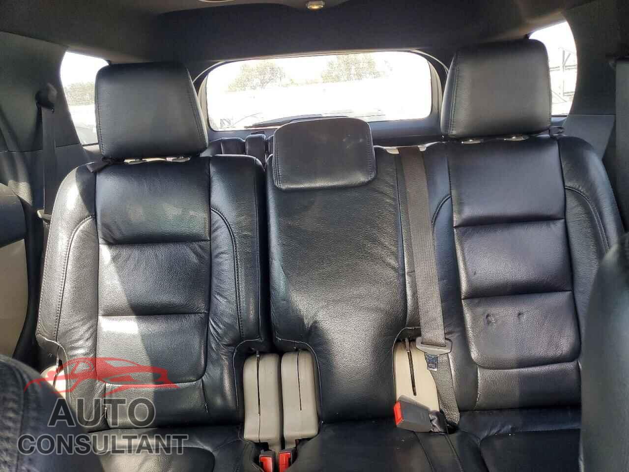 FORD EXPLORER 2013 - 1FM5K8B86DGB34229