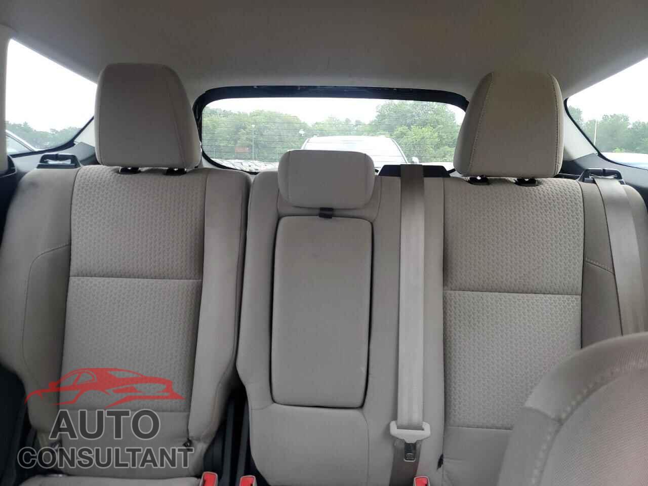 FORD ESCAPE 2017 - 1FMCU9GD1HUA69276