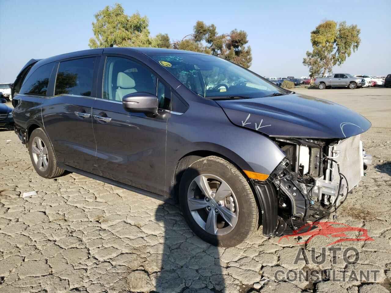 HONDA ODYSSEY 2018 - 5FNRL6H75JB055713