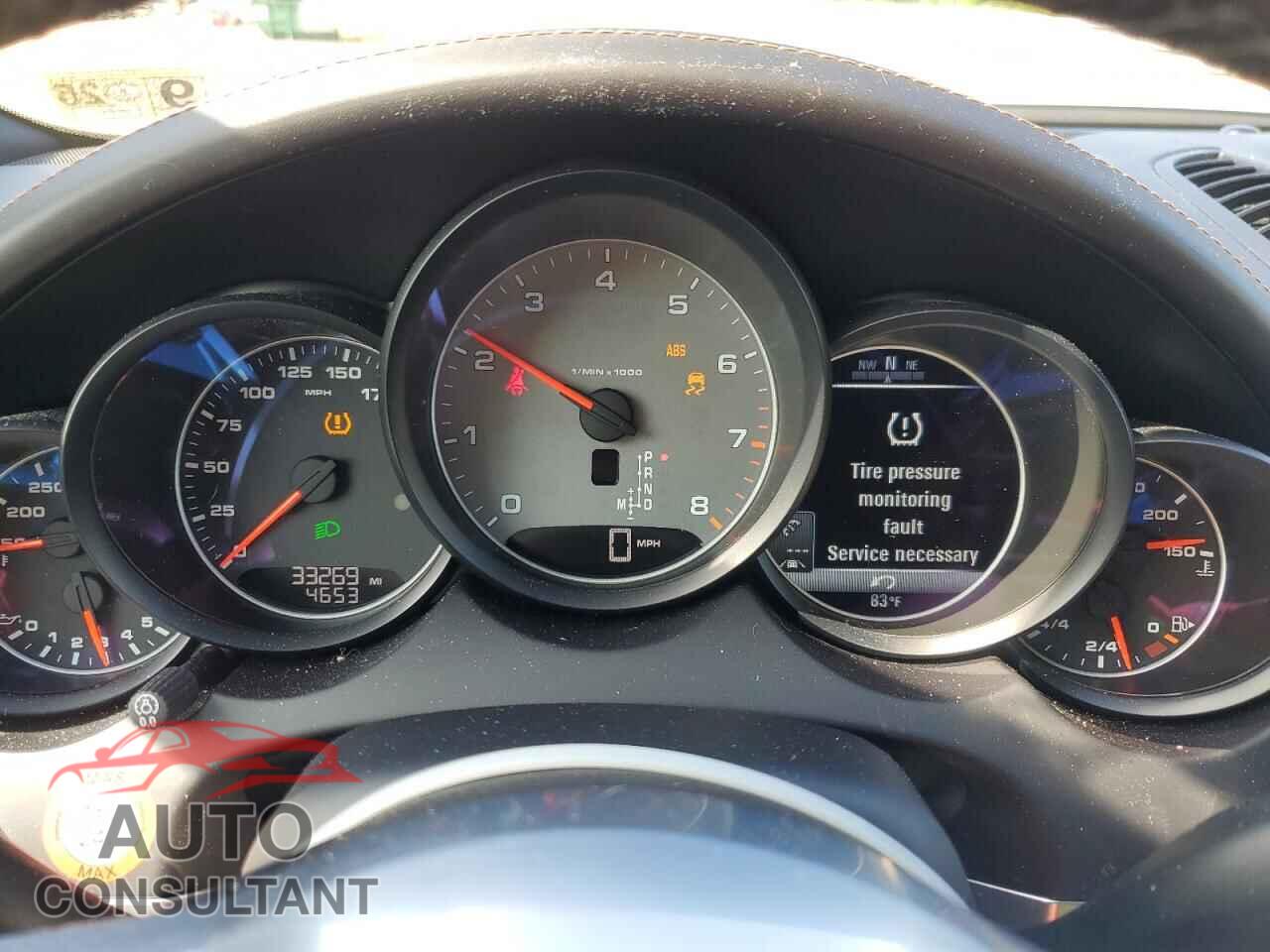 PORSCHE CAYENNE 2017 - WP1AB2A21HLA52272