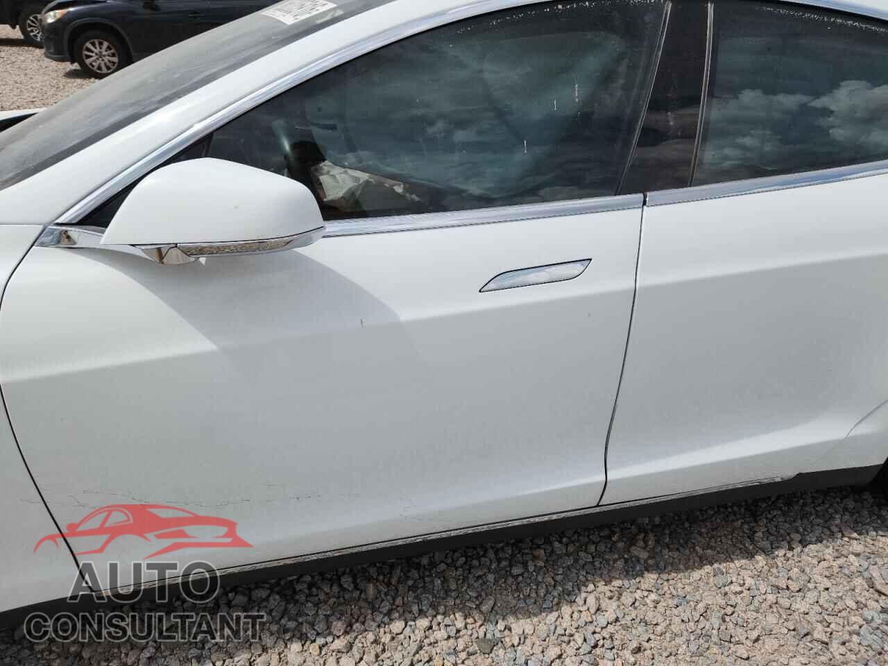 TESLA MODEL S 2015 - 5YJSA1E2XFF109467