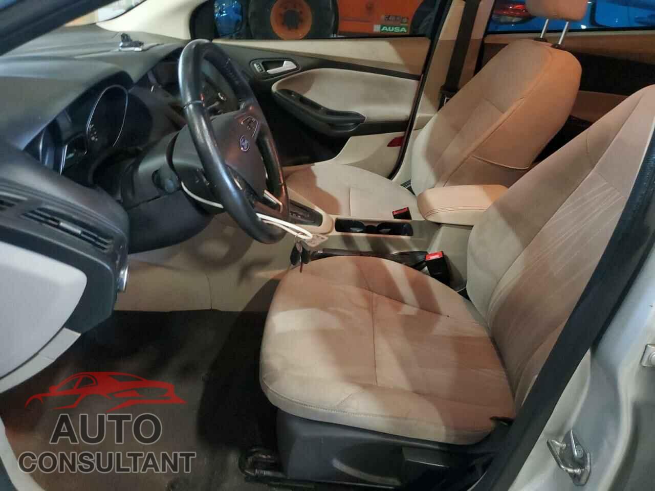 FORD FOCUS 2015 - 1FADP3F23FL286088