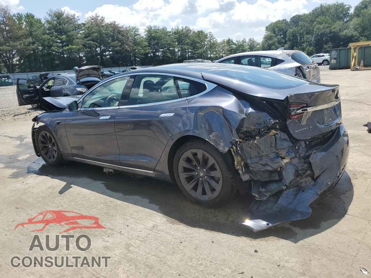 TESLA MODEL S 2018 - 5YJSA1E25JF268809