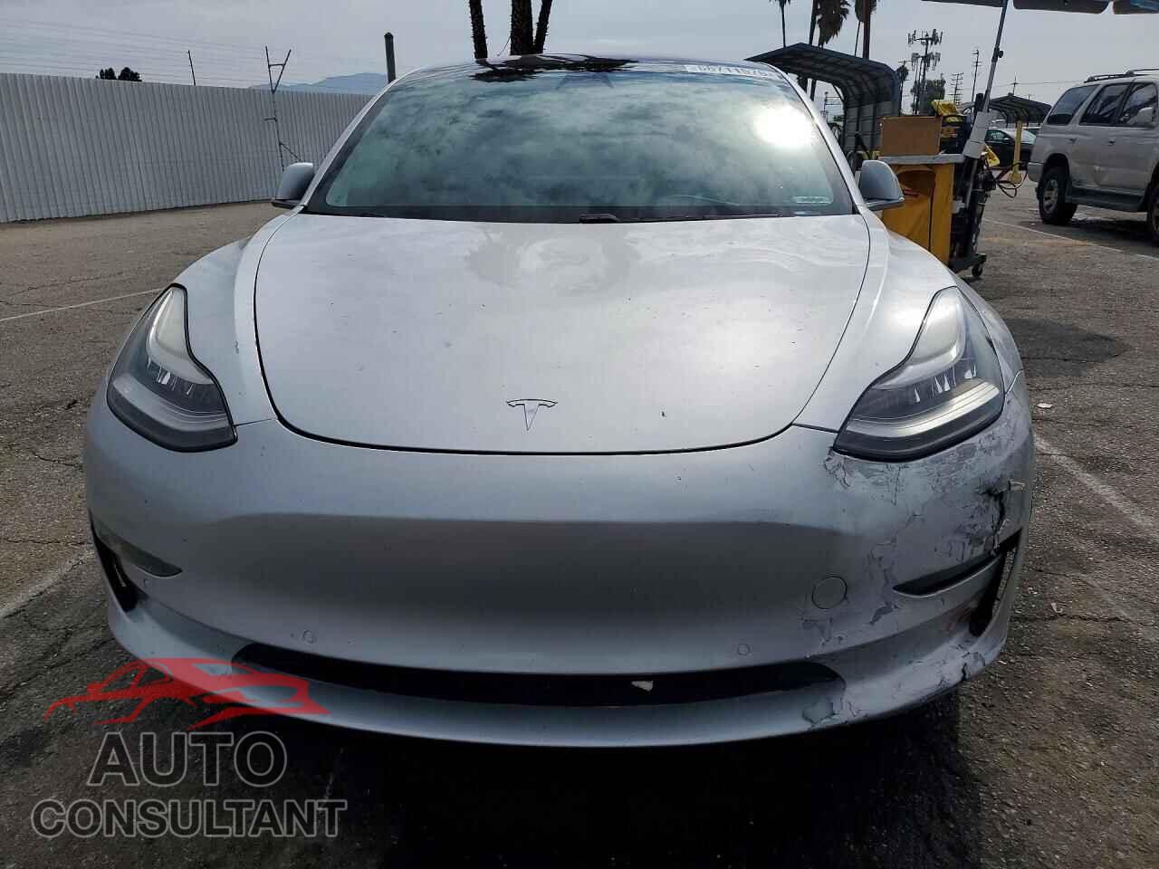 TESLA MODEL 3 2018 - 5YJ3E1EA3JF009722