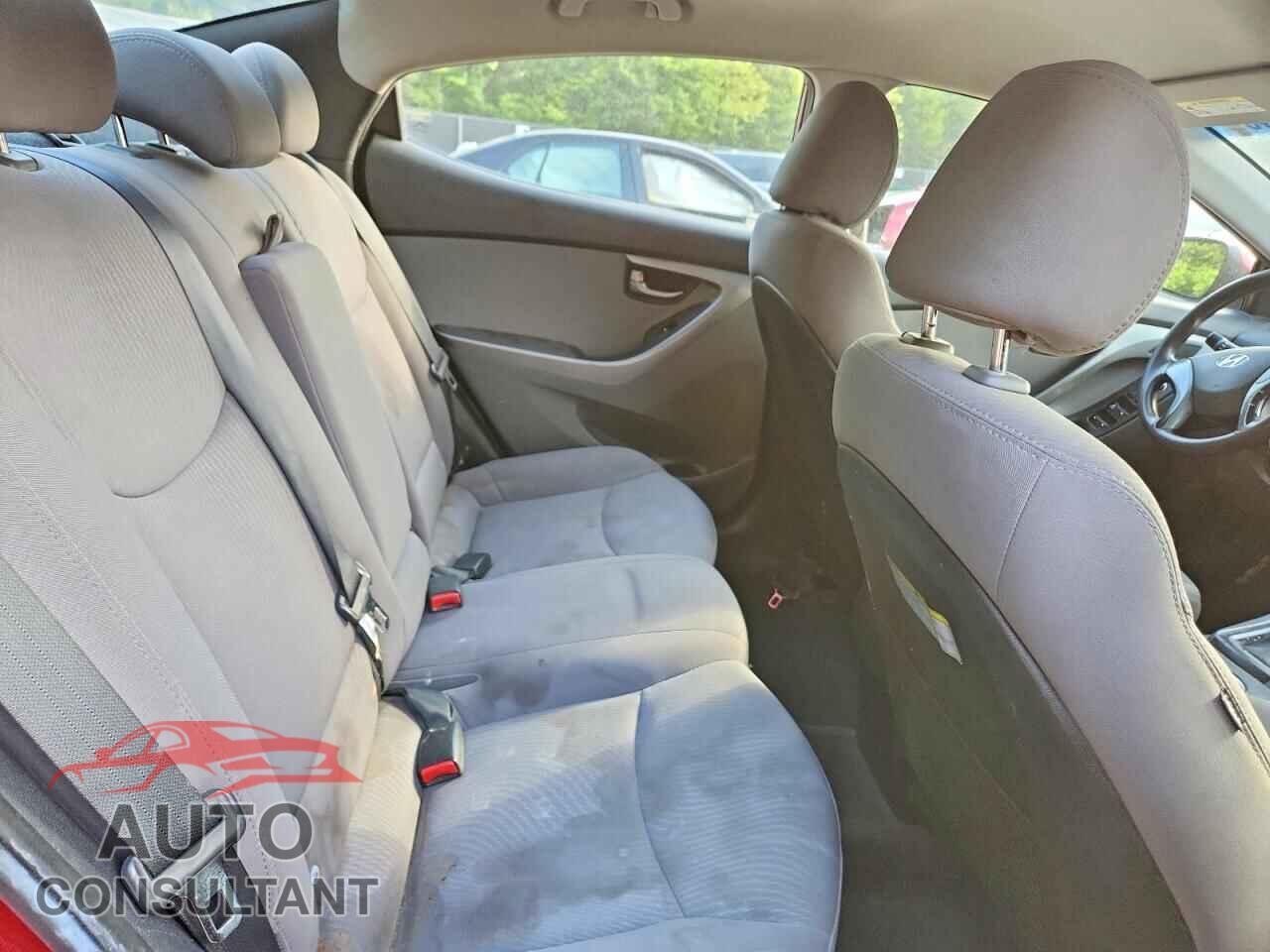 HYUNDAI ELANTRA 2016 - 5NPDH4AE0GH734730