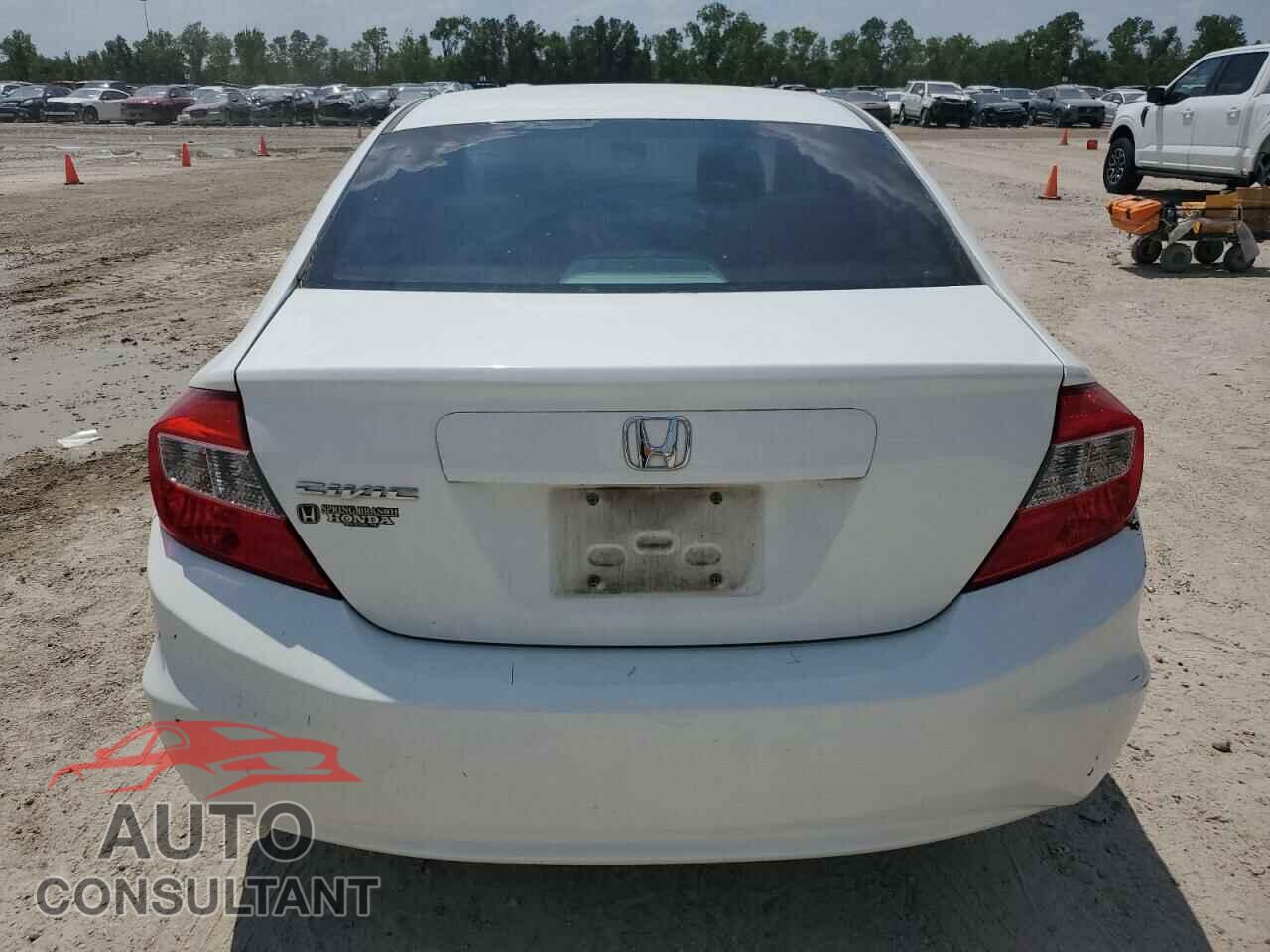 HONDA CIVIC 2012 - 2HGFB2F83CH528386
