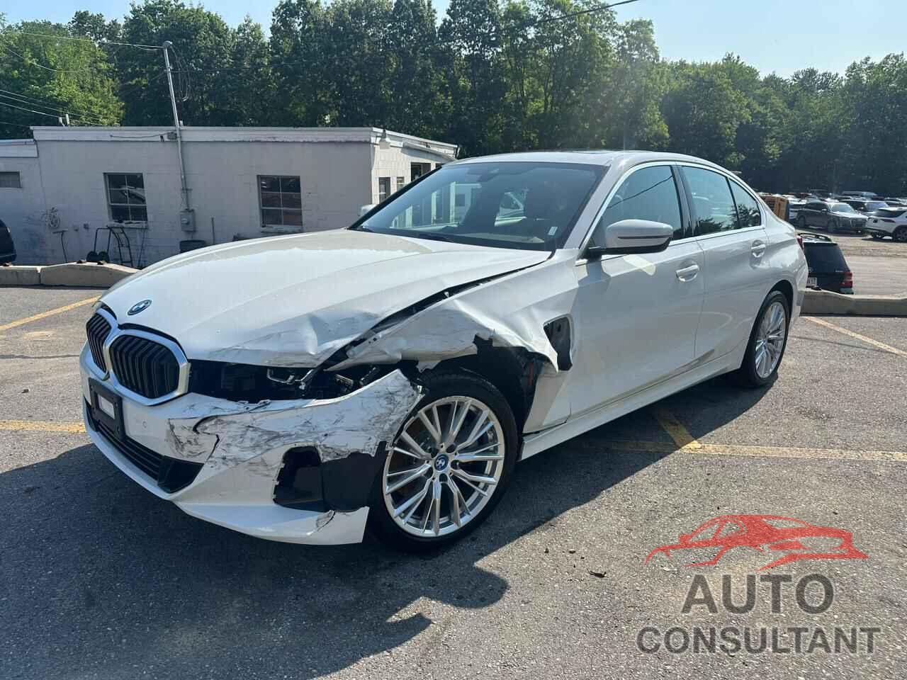 BMW 3 SERIES 2024 - 3MW39FS01R8D95258