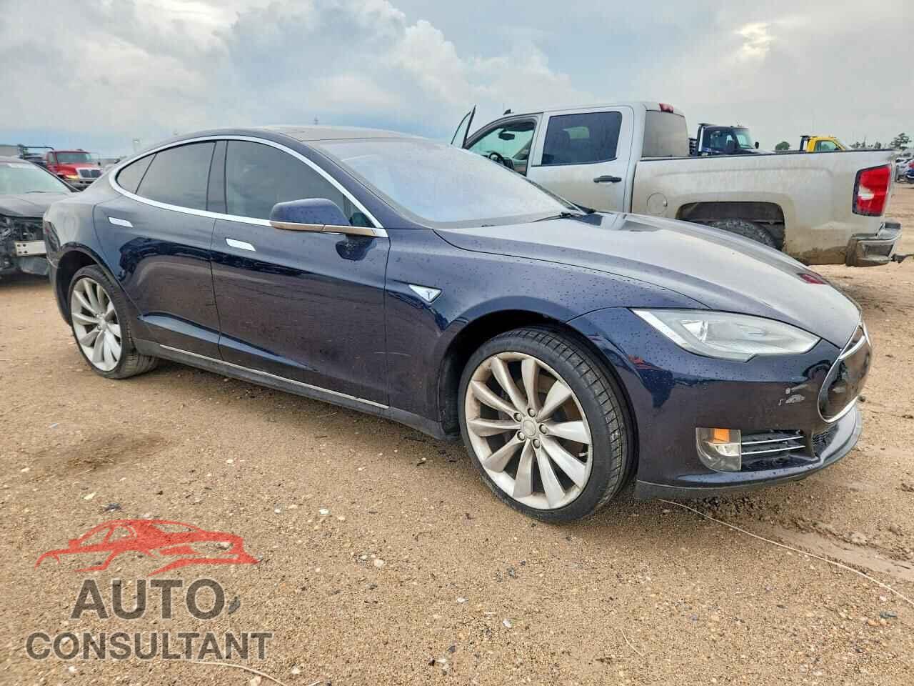 TESLA MODEL S 2012 - 5YJSA1CPXCFP01817