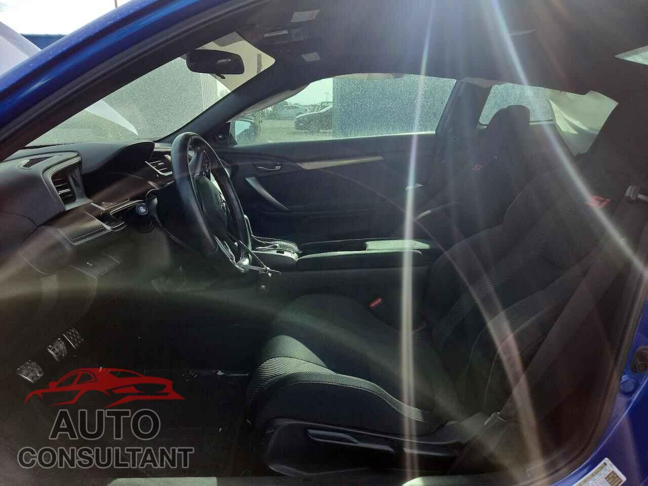 HONDA CIVIC 2019 - 2HGFC3A58KH752266