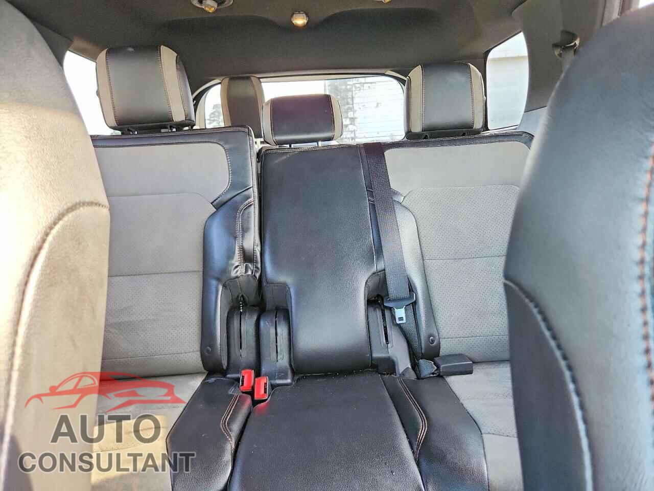 FORD EXPLORER 2017 - 1FM5K8D80HGB58089