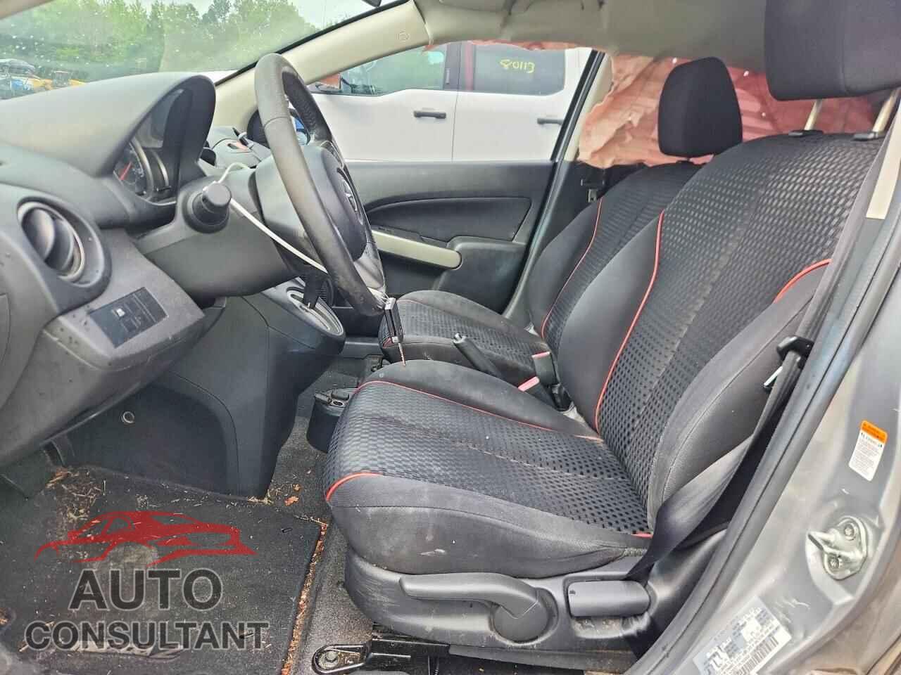 MAZDA 2 2011 - JM1DE1HY5B0102237