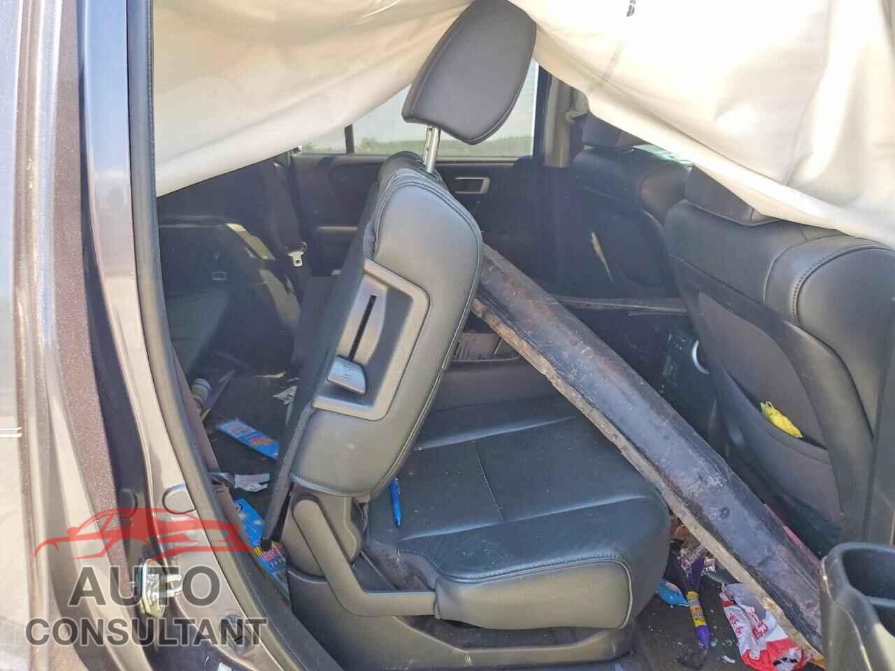 HONDA PILOT 2015 - 5FNYF4H93FB070307