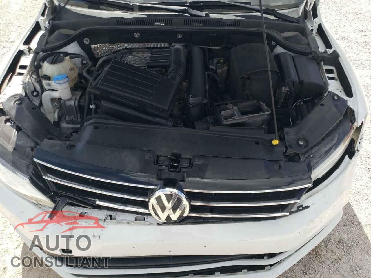 VOLKSWAGEN JETTA 2017 - 3VW2B7AJ0HM350981