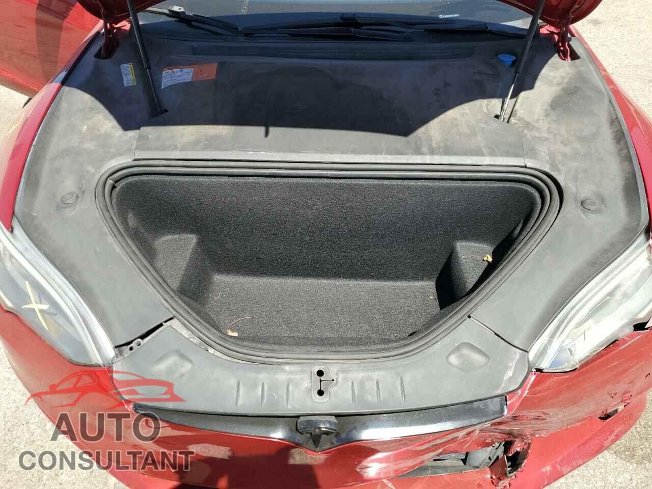 TESLA MODEL S 2016 - 5YJSA1E46GF143876