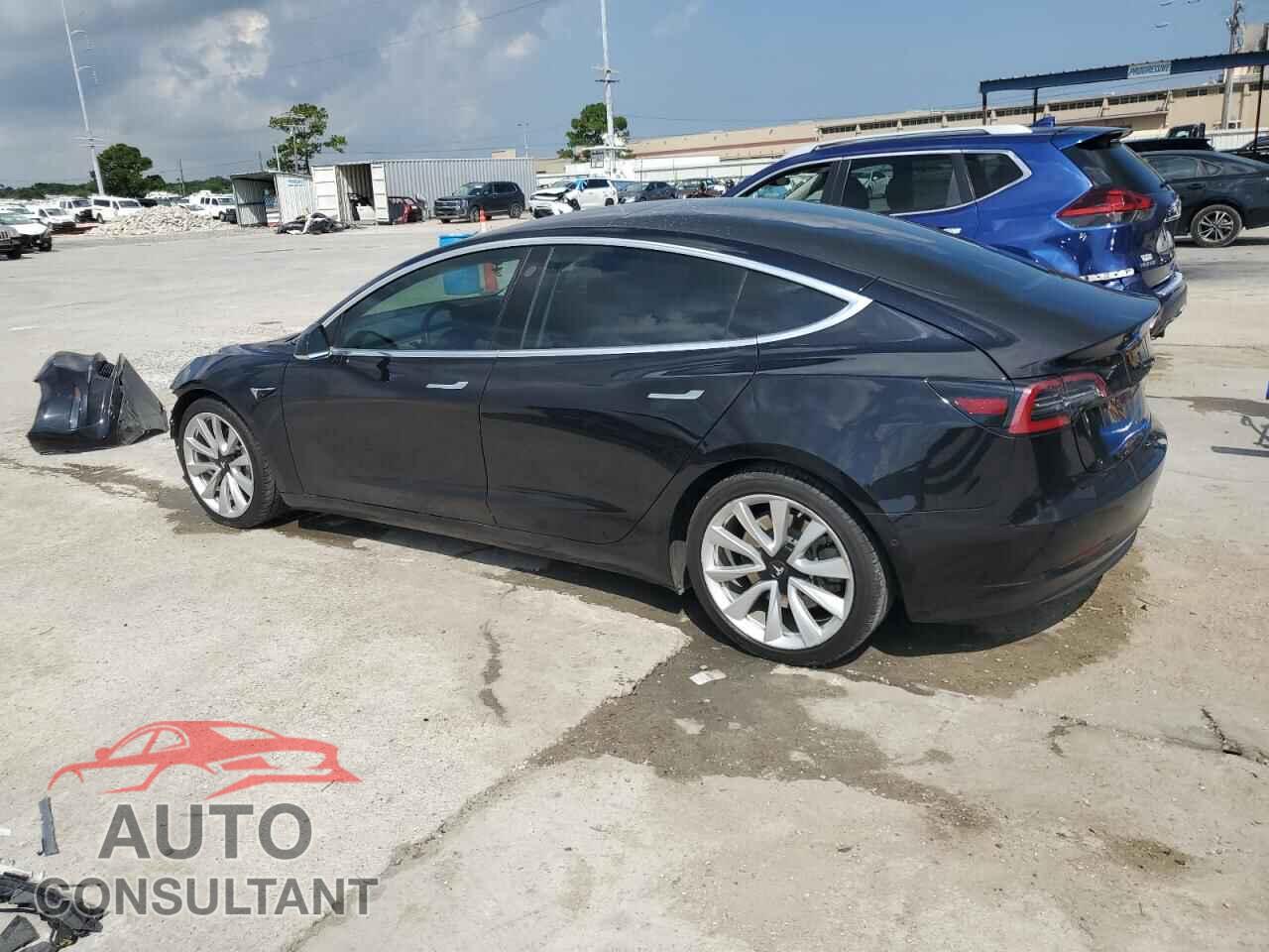TESLA MODEL 3 2018 - 5YJ3E1EB7JF109377