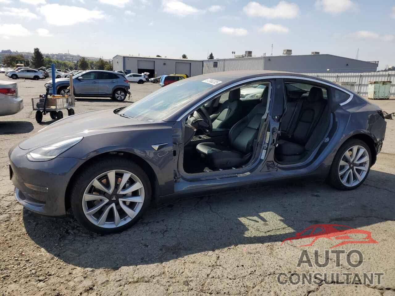 TESLA MODEL 3 2018 - 5YJ3E1EA4JF154817
