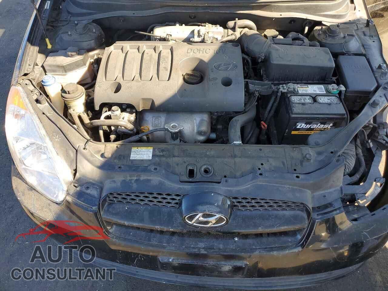 HYUNDAI ACCENT 2009 - KMHCM36C49U118073