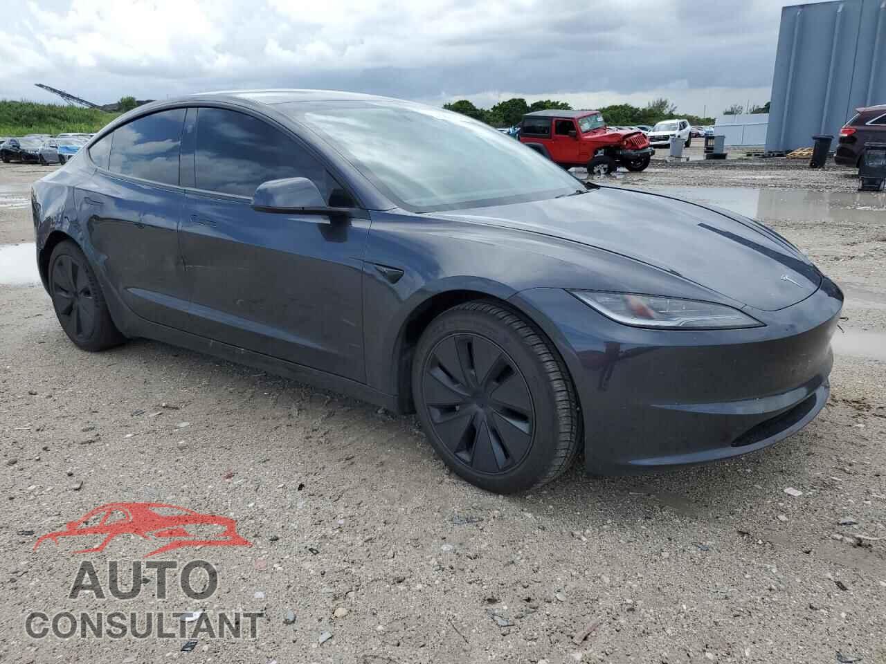 TESLA MODEL 3 2024 - 5YJ3E1EA9RF765552