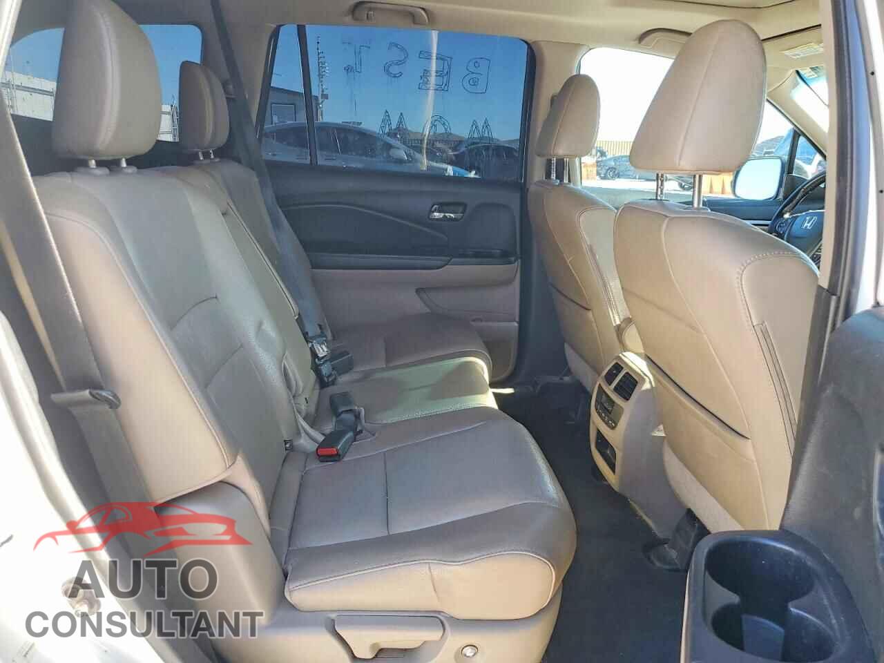 HONDA PILOT 2016 - 5FNYF6H59GB054459
