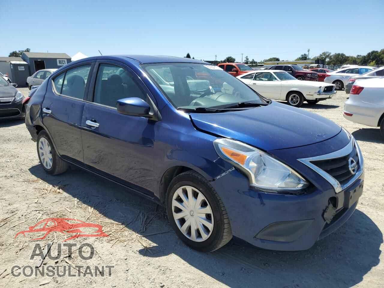 NISSAN VERSA 2018 - 3N1CN7AP2JL802348