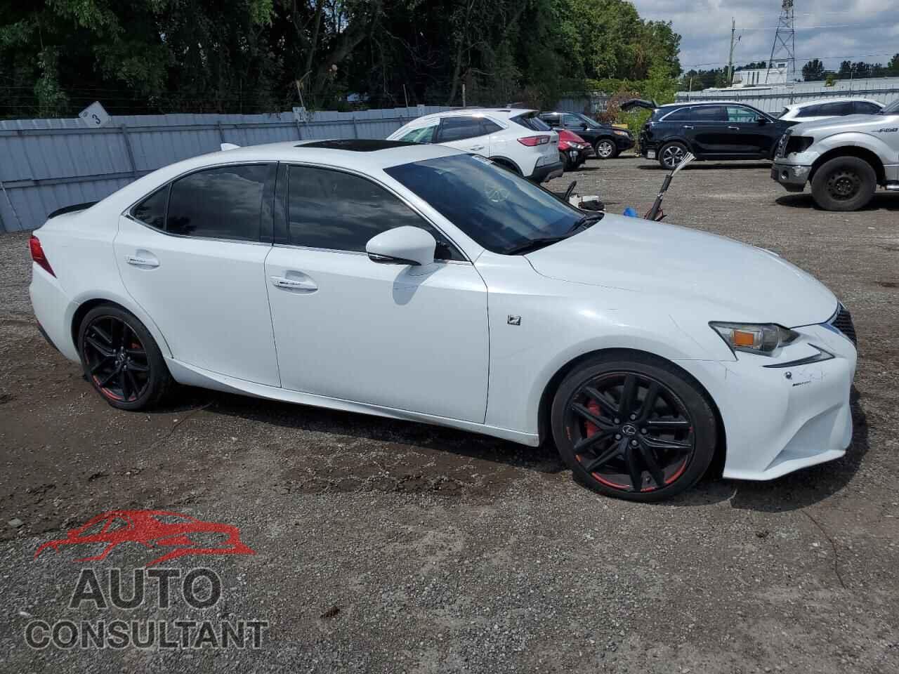 LEXUS IS 2014 - JTHCE1D24E5000690