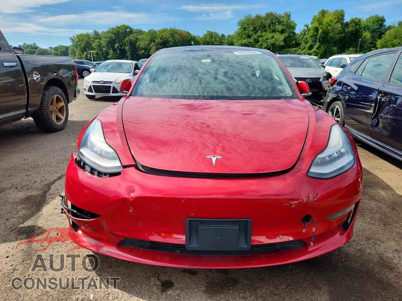 TESLA MODEL 3 2018 - 5YJ3E1EB5JF146136