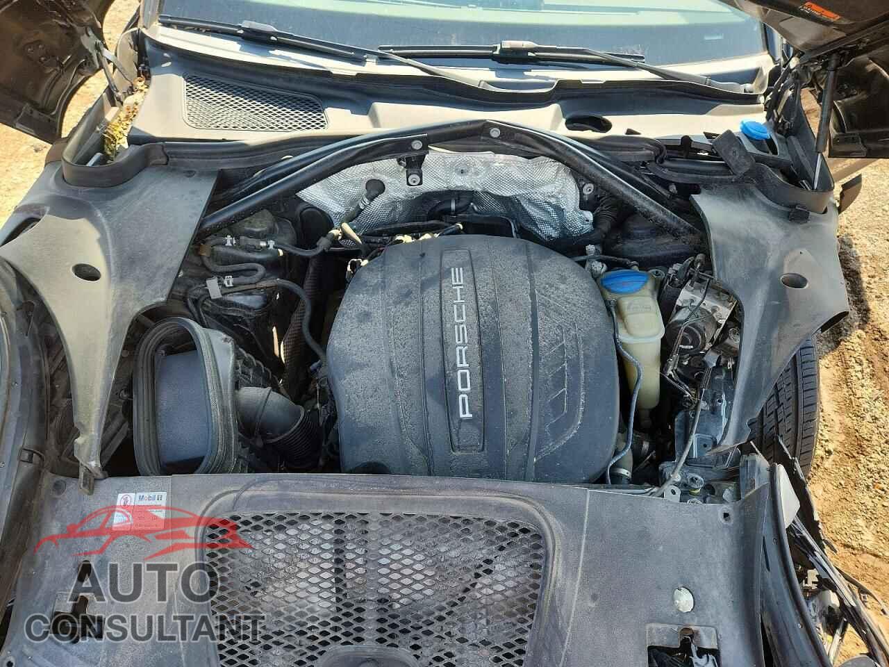 PORSCHE MACAN 2017 - WP1AA2A54HLB00585