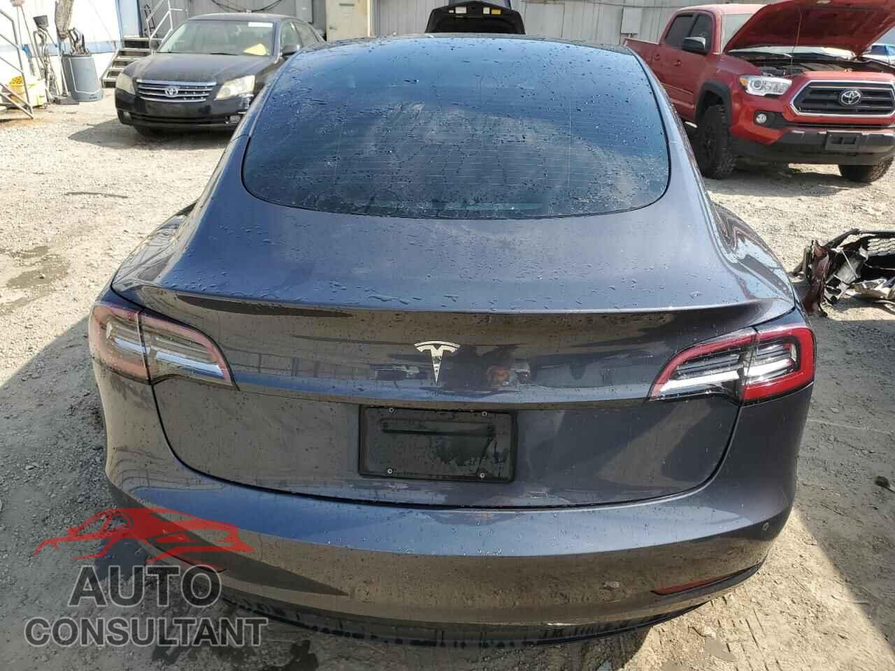 TESLA MODEL 3 2021 - 5YJ3E1EA8MF058998