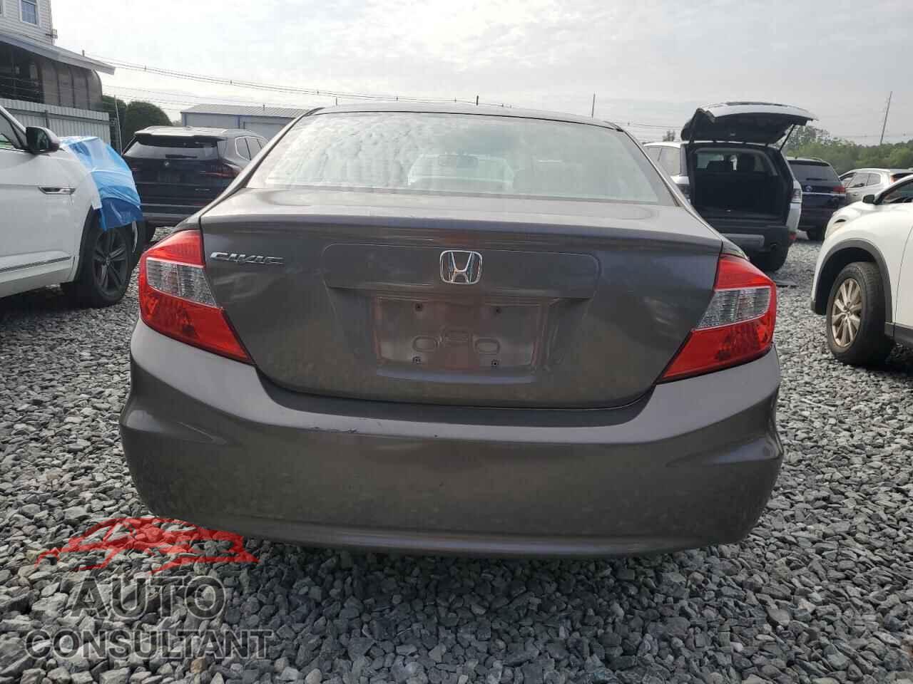 HONDA CIVIC 2012 - 2HGFB2F59CH570079