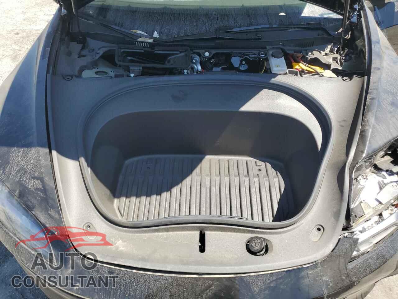 TESLA MODEL 3 2025 - 5YJ3E1EA1SF891815