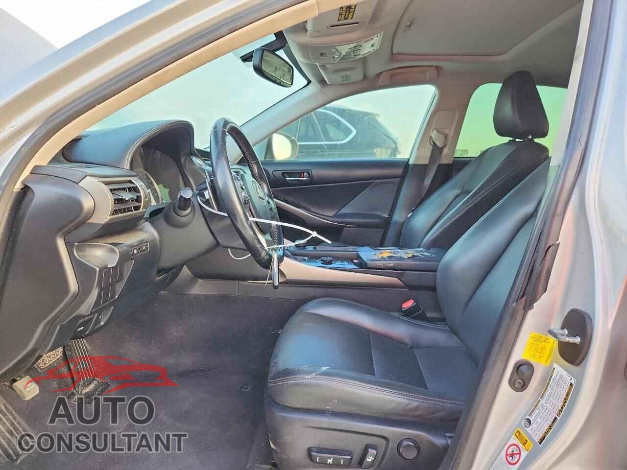 LEXUS IS 2014 - JTHBF1D28E5042126