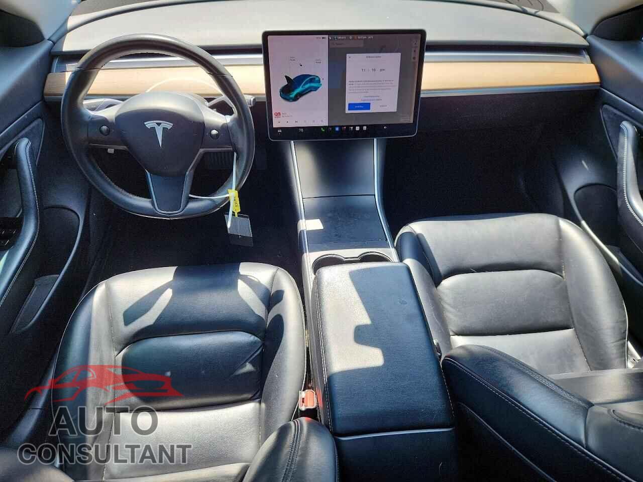 TESLA MODEL 3 2020 - 5YJ3E1EA8LF705107
