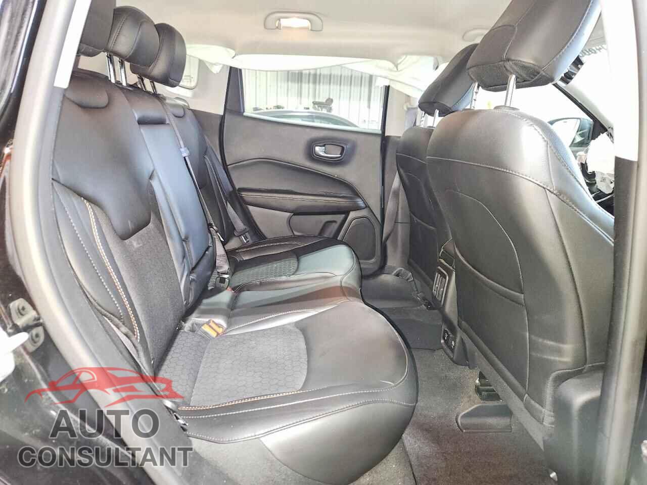 JEEP COMPASS 2020 - 3C4NJDBB5LT239690