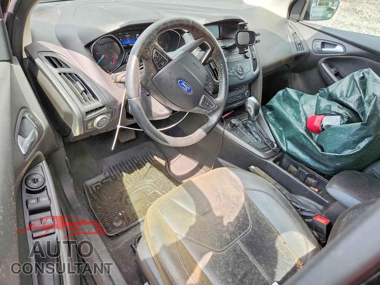 FORD FOCUS 2015 - 1FADP3F24FL353250