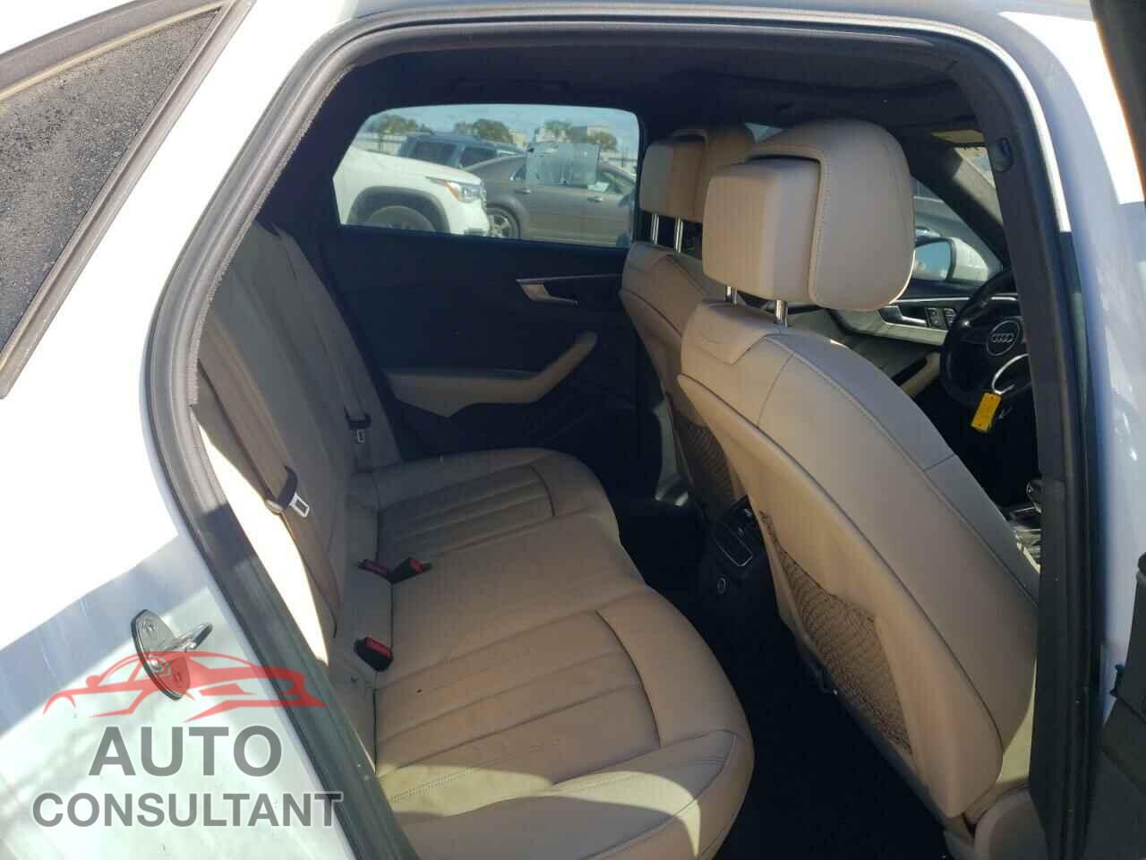 AUDI A4 2017 - WAUKMAF43HN058161