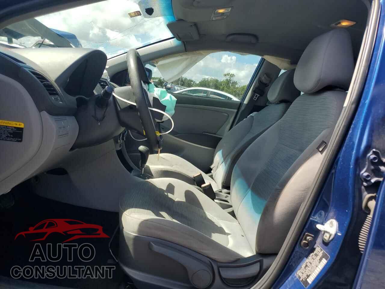 HYUNDAI ACCENT 2017 - KMHCT4AE2HU329823