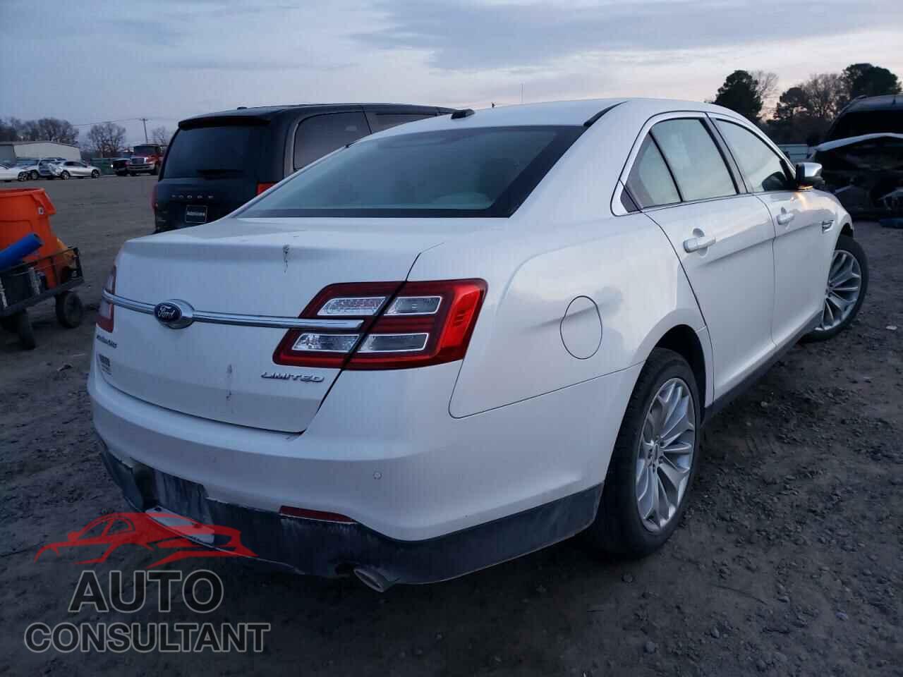 FORD TAURUS 2016 - 1FAHP2F82GG101846