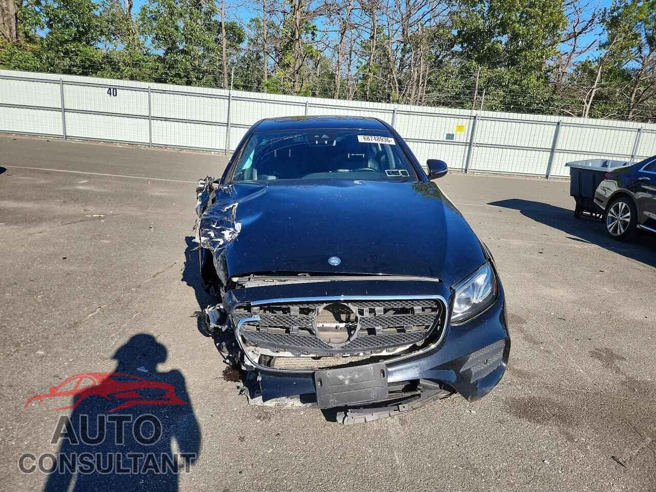 MERCEDES-BENZ E-CLASS 2017 - WDDZF4KB3HA158095