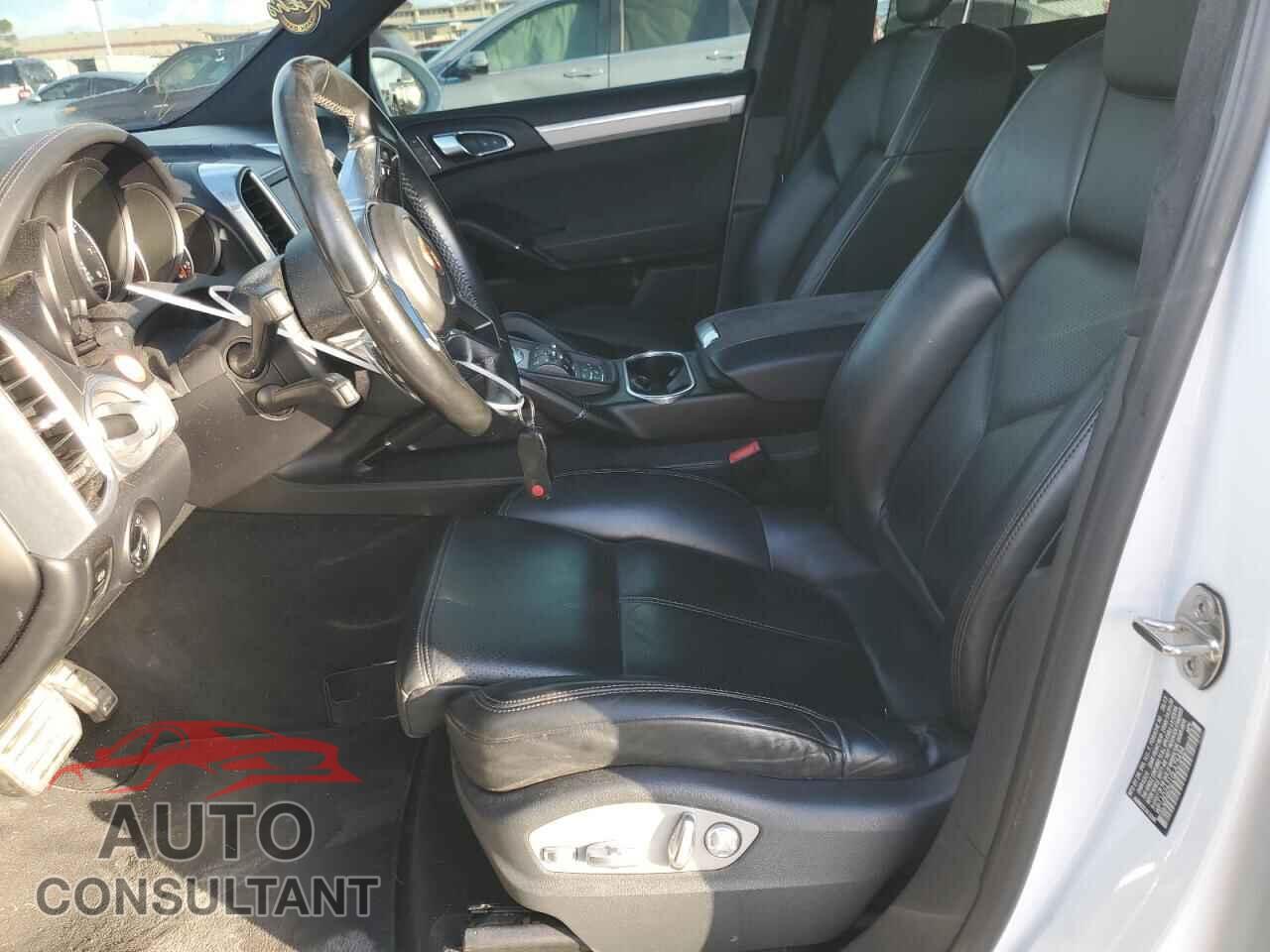 PORSCHE CAYENNE 2016 - WP1AD2A21GLA75494
