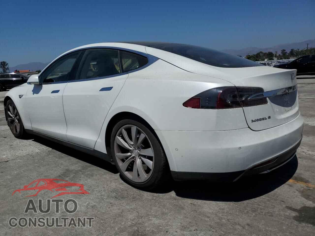 TESLA MODEL S 2014 - 5YJSA1H11EFP65476