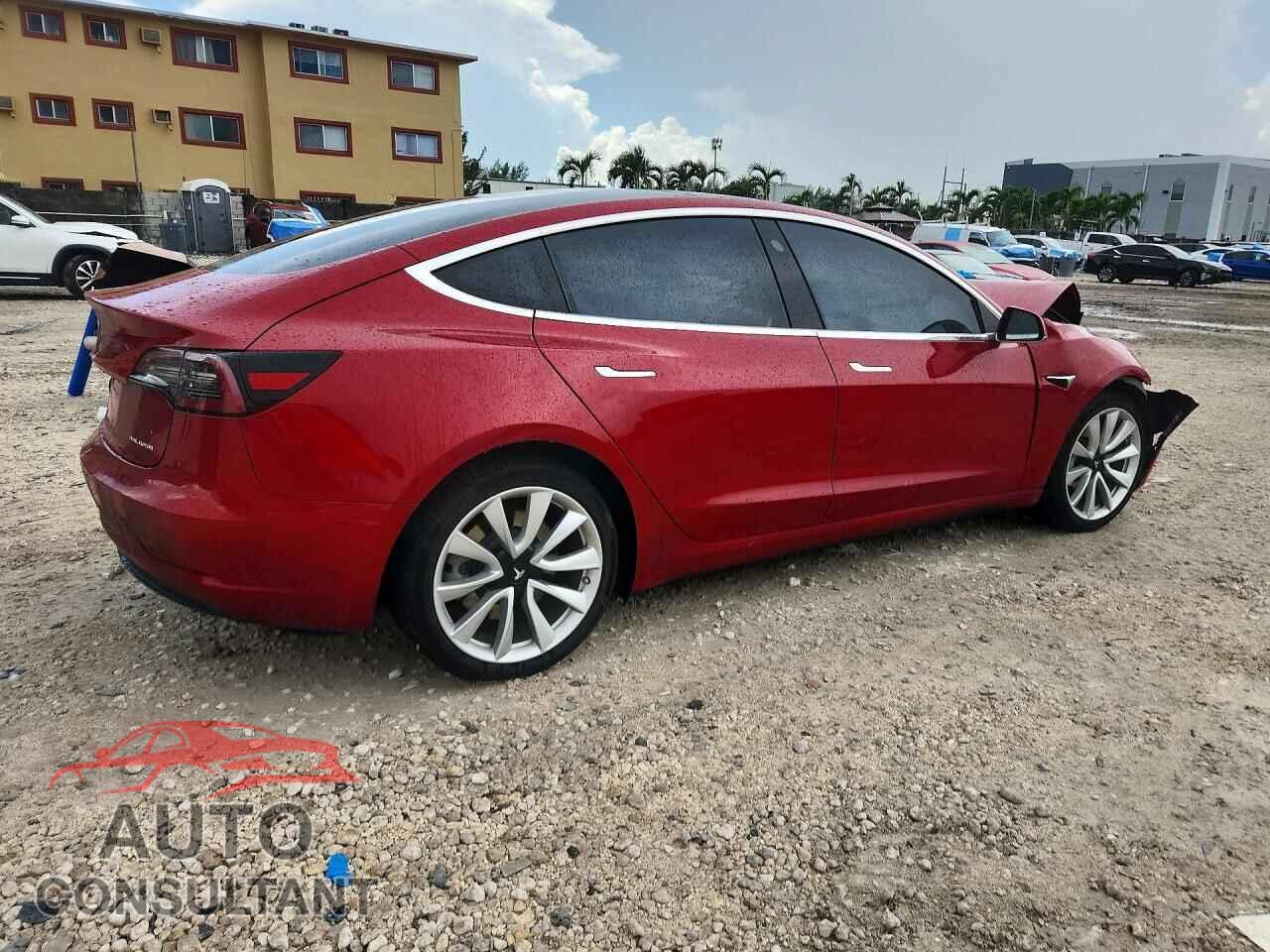 TESLA MODEL 3 2018 - 5YJ3E1EB5JF097536