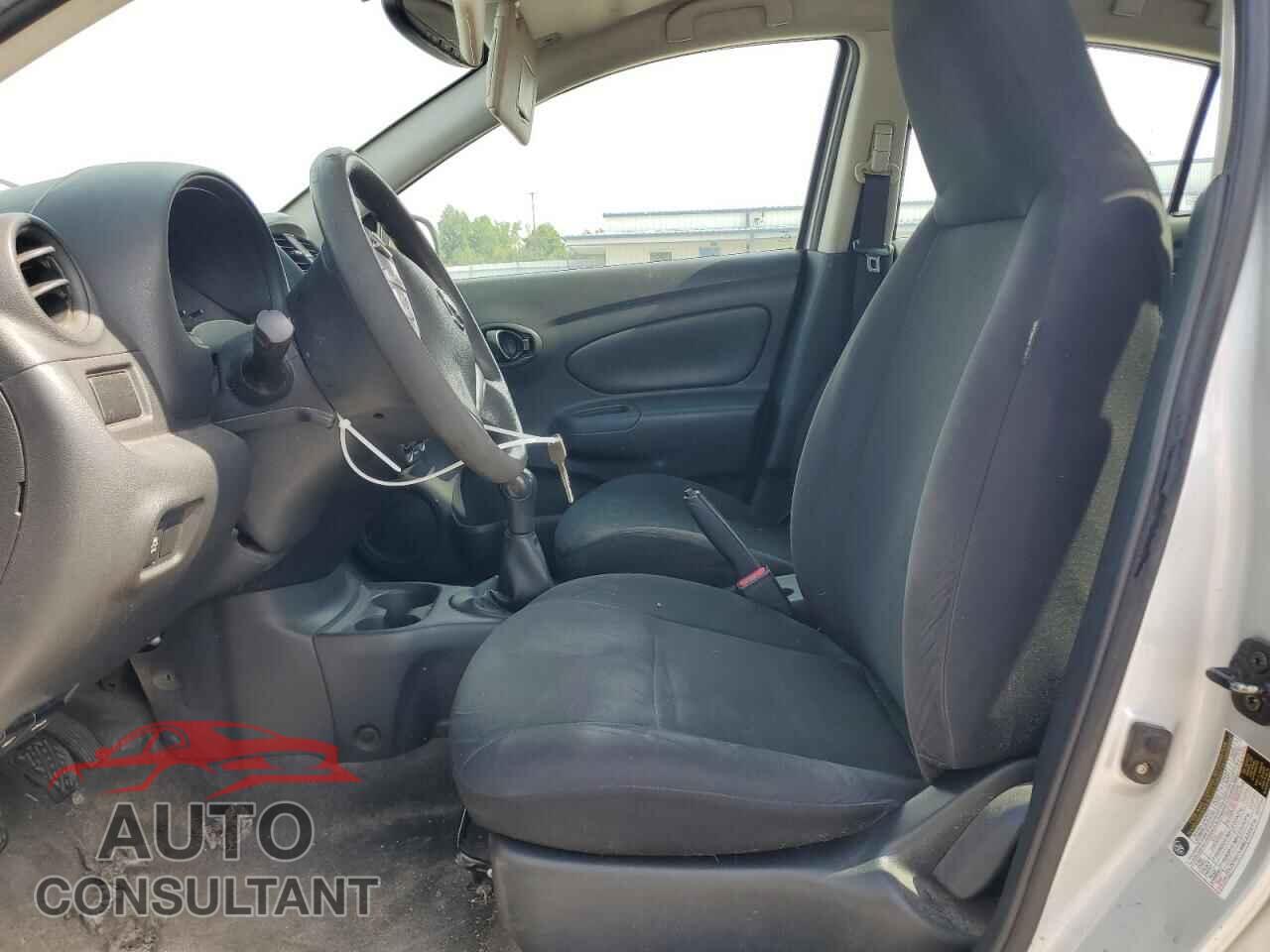 NISSAN VERSA 2015 - 3N1CN7AP4FL815223