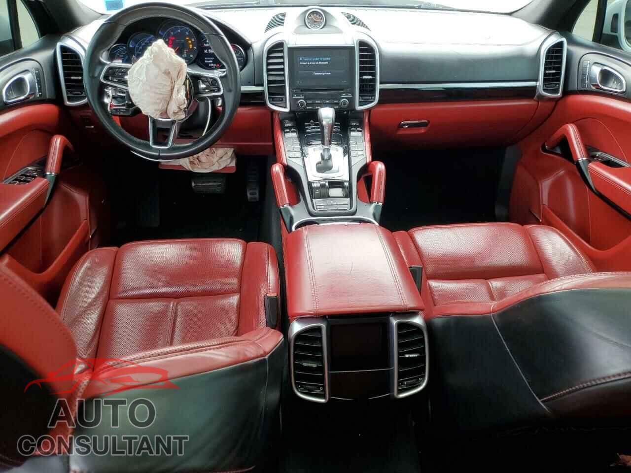 PORSCHE CAYENNE 2017 - WP1AA2A22HKA90747